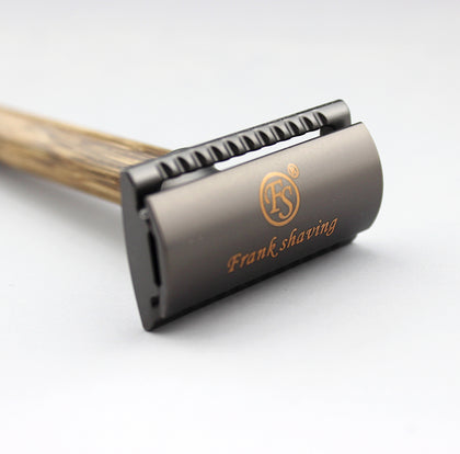 Shaving razor