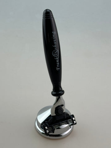 3 blade Classic cartridge refill razor