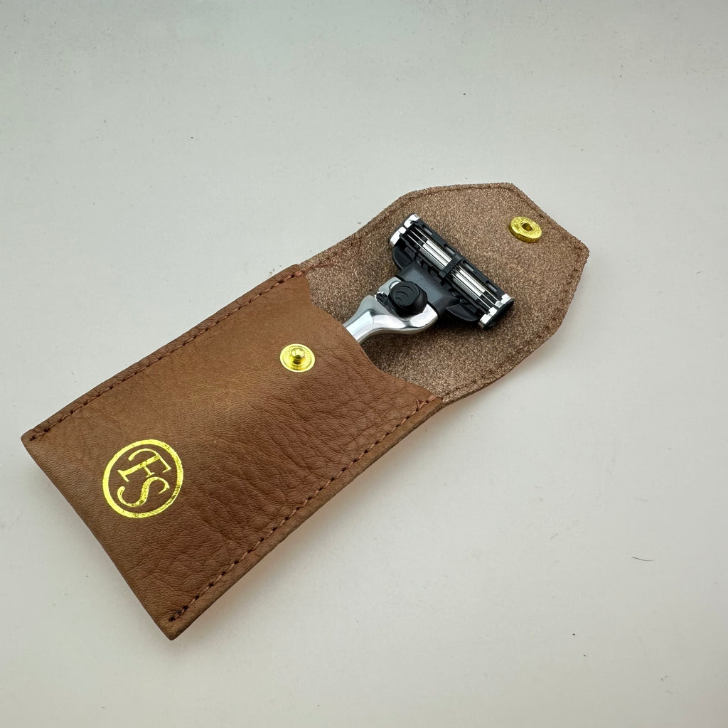 Mach 5 Razor Case Mini Imitation Horn Travel Mach3 Razor & Leather pouch – Frank Shaving