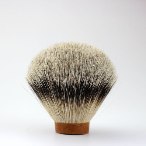 Manchurian Silvertip badger knot size 26MM